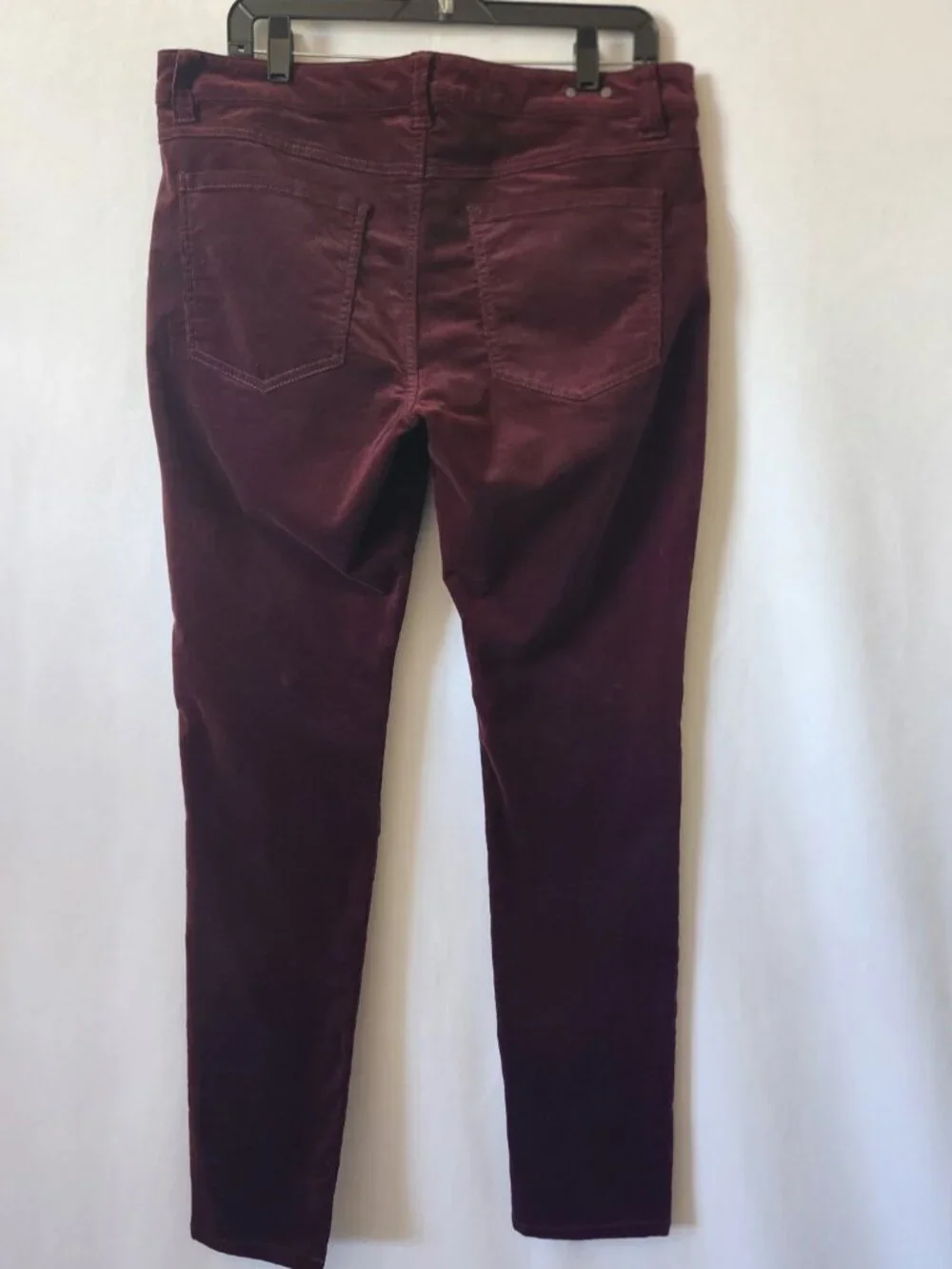 Cabi Women’s Size 12 Burgundy Carol Anderson Corduroy Skinny Five Pocket Pants